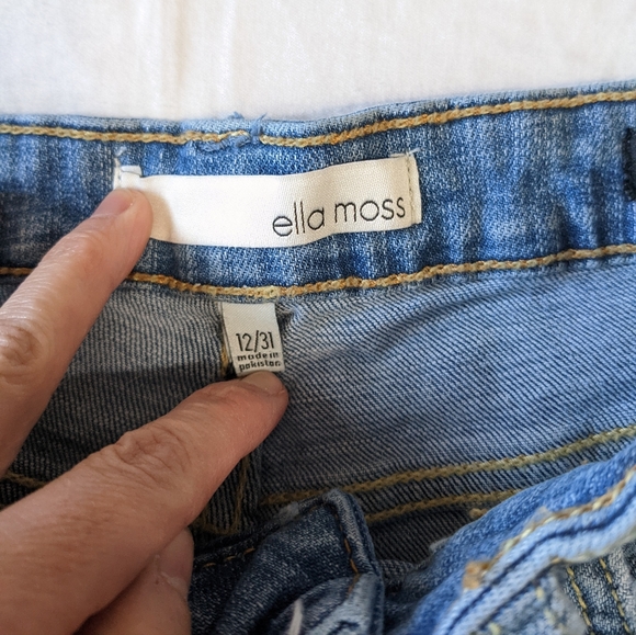 Ella Moss High Waist Capris - Picture 5 of 8